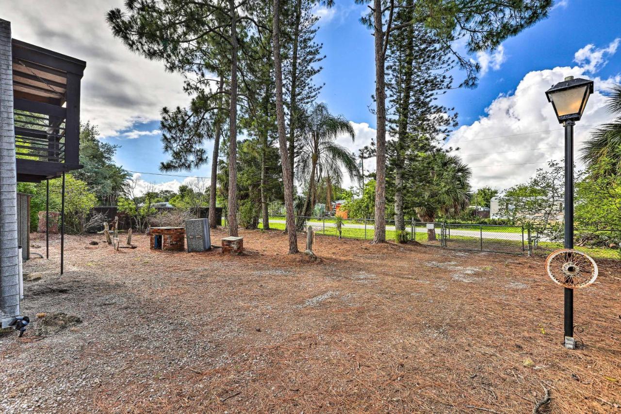 Authentic Clewiston Home With Outdoor Game Room Kültér fotó