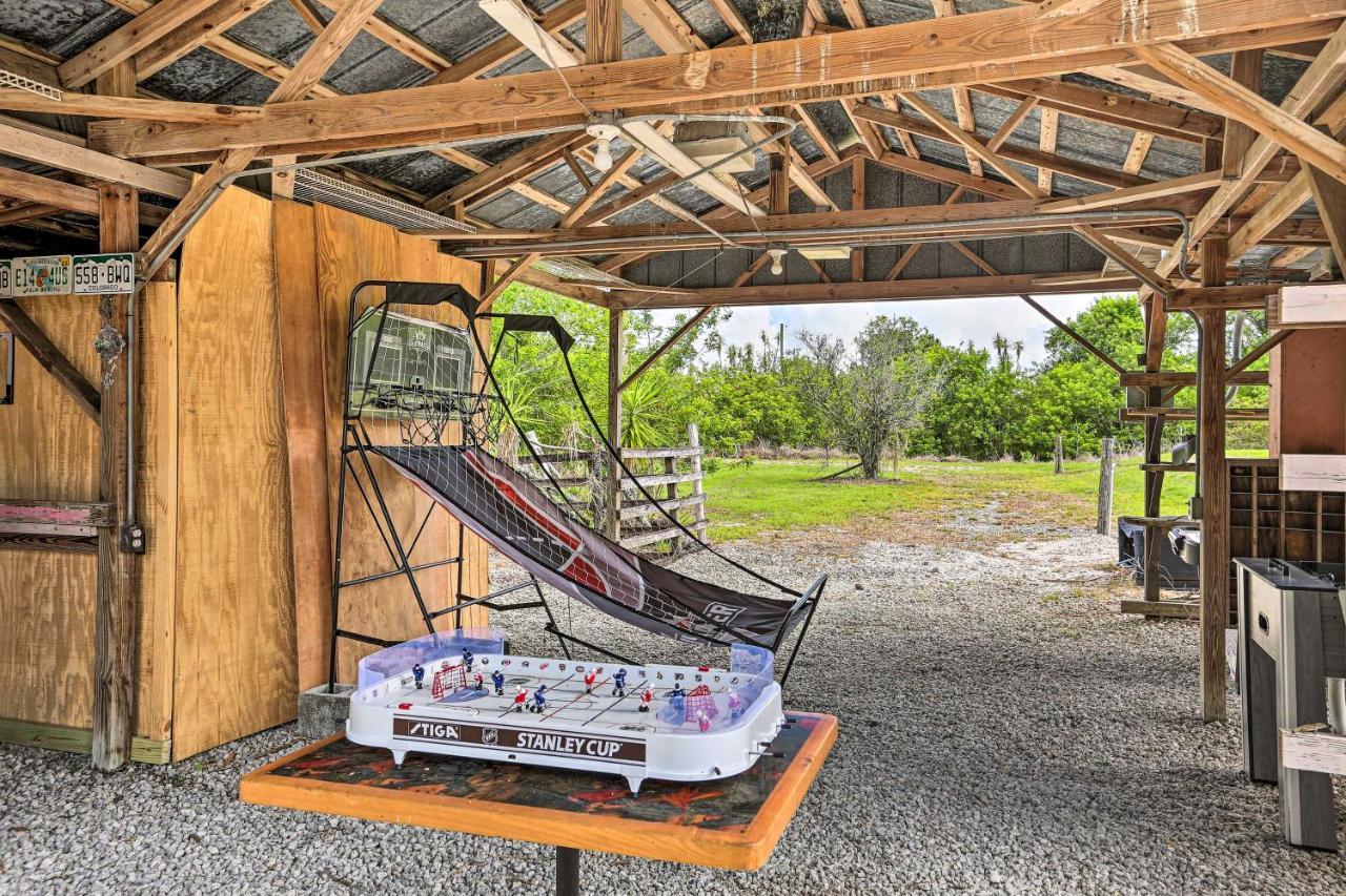 Authentic Clewiston Home With Outdoor Game Room Kültér fotó